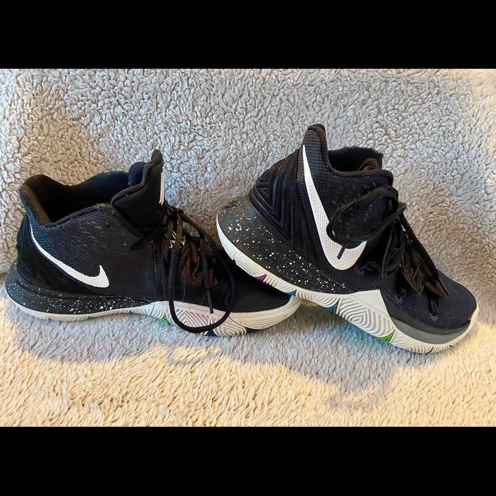 Nike Kyrie 5’s Black Magic